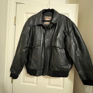 Unisex black leather jacket size X-LARGE. Fits women’s size 18